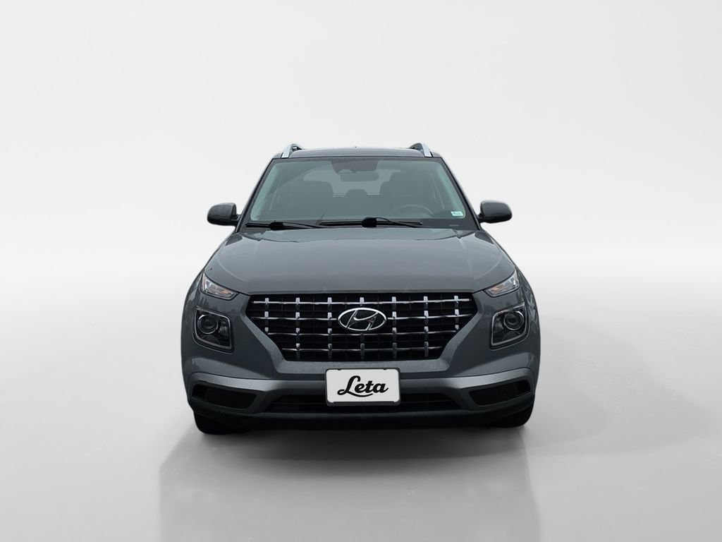 Used 2023 Hyundai Venue SEL w/ Cargo Package FWD image 8