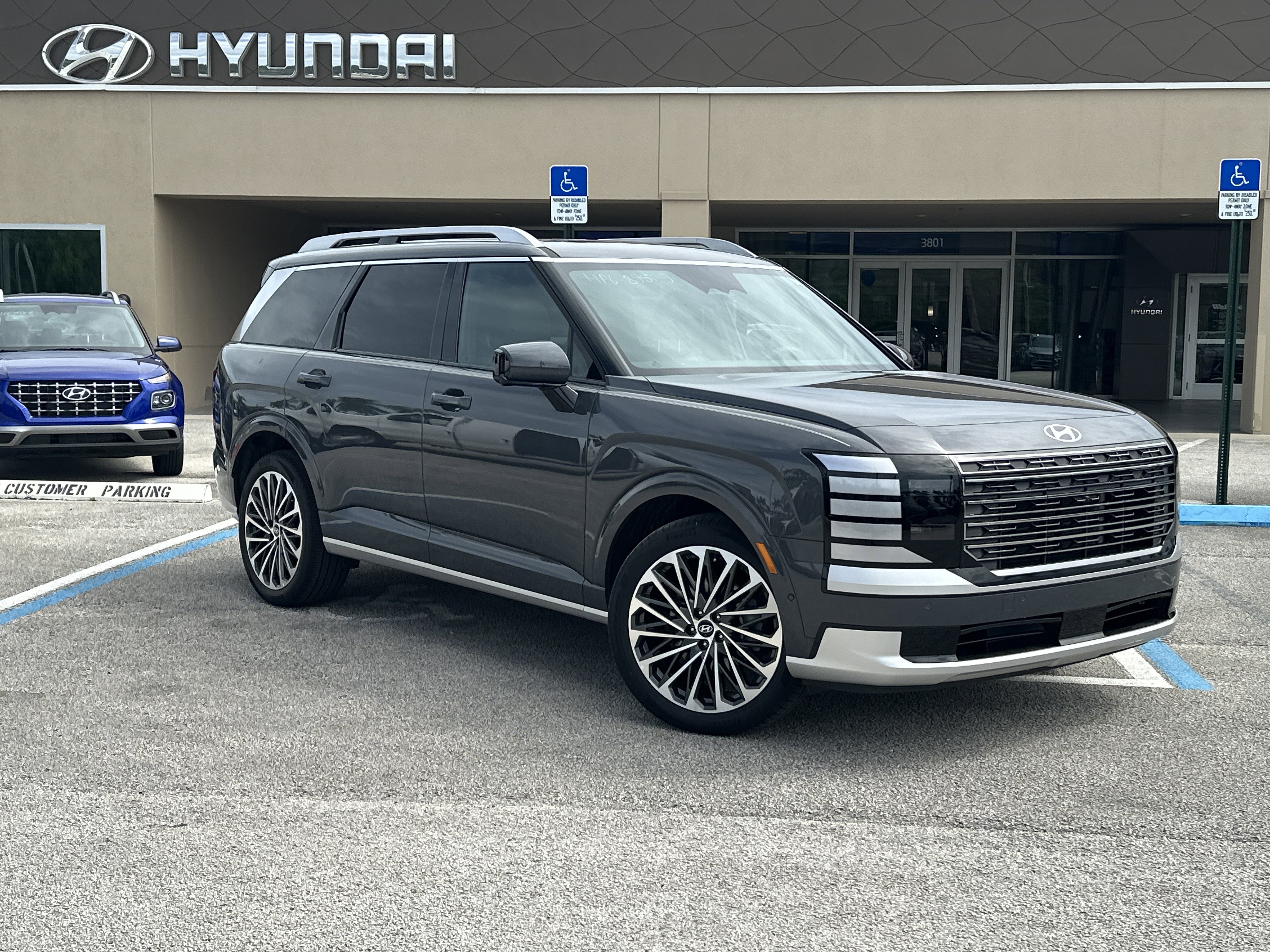 New 2026 Hyundai Palisade Calligraphy image 1