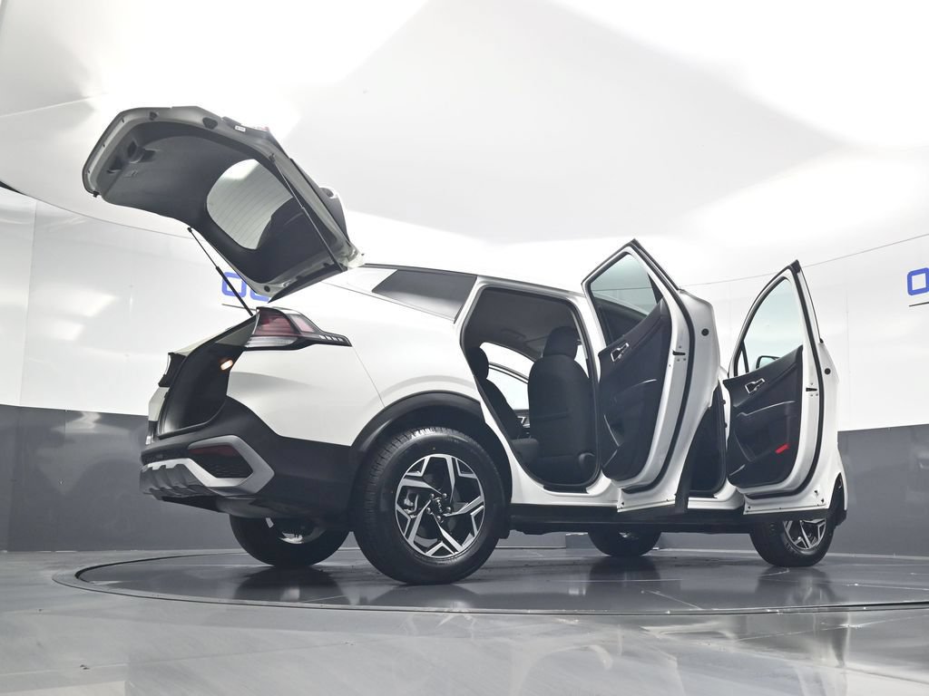 Certified 2024 Kia Sportage LX AWD/4WD image 59