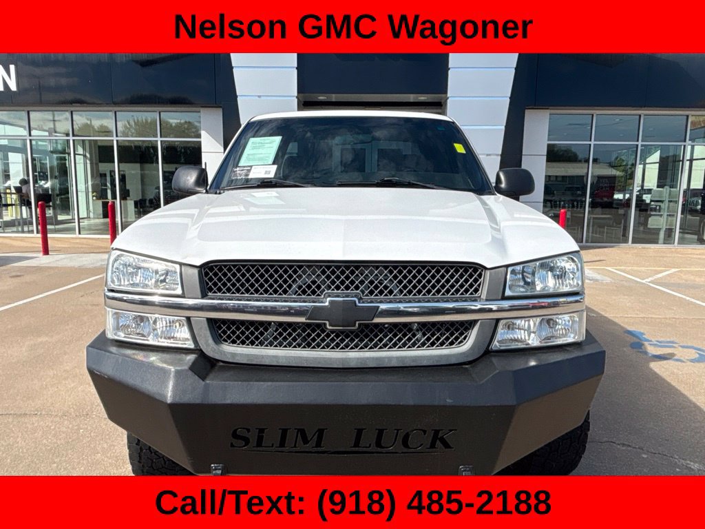Used 2004 Chevrolet Silverado 3500 4x4 Crew Cab w/ Heavy-Duty Power Package image 2