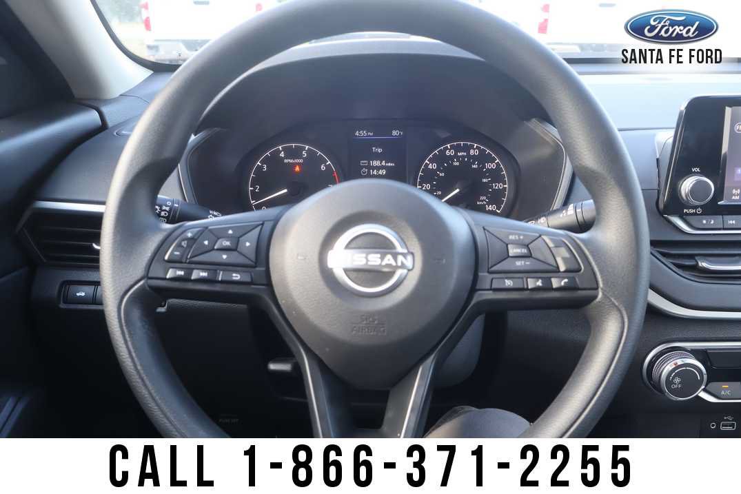 Used 2024 Nissan Altima 2.5 S FWD image 29