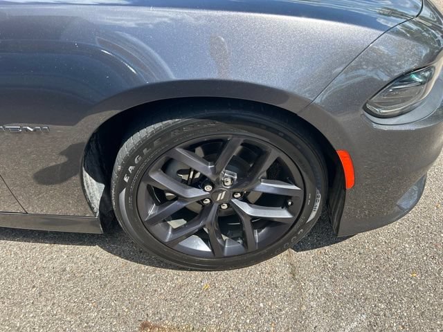 Used 2022 Dodge Charger R/T w/ Plus Group RWD image 2