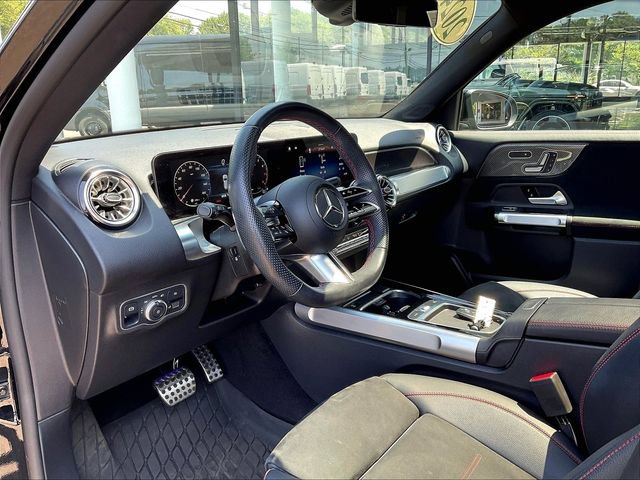 Certified 2024 Mercedes-Benz GLB 250 4MATIC image 19