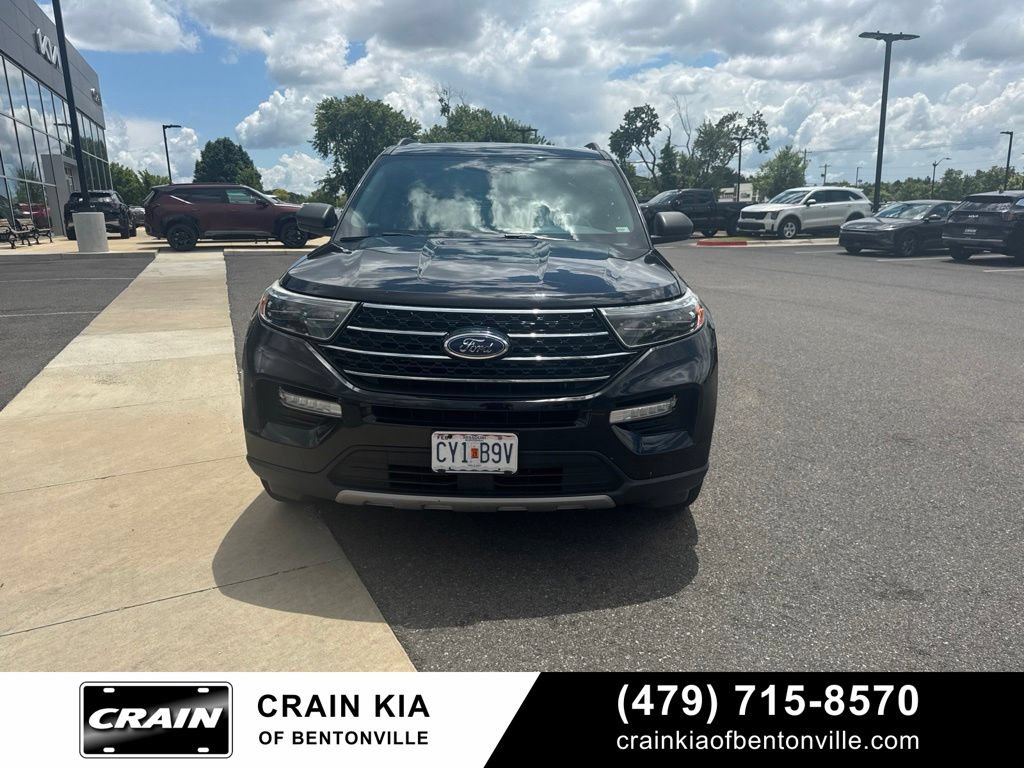 Used 2020 Ford Explorer XLT w/ Equipment Group 202A AWD/4WD image 6