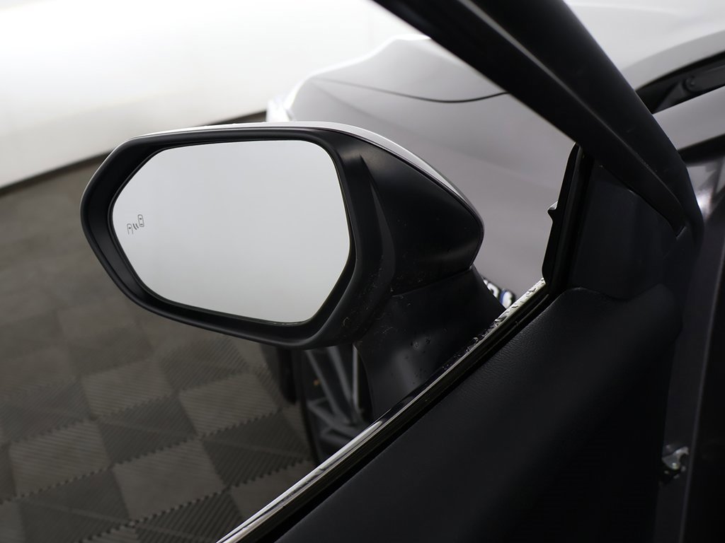 Used 2021 Toyota Camry XLE w/ Navigation Upgrade Package image 34