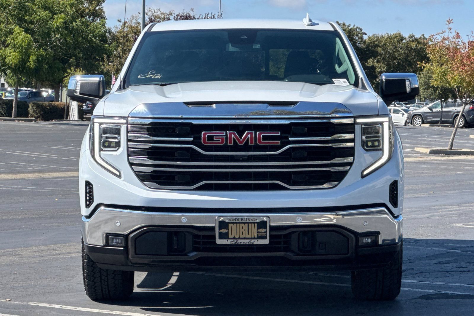 Used 2026 GMC Sierra 1500 SLT w/ SLT Premium Plus Package AWD/4WD image 9