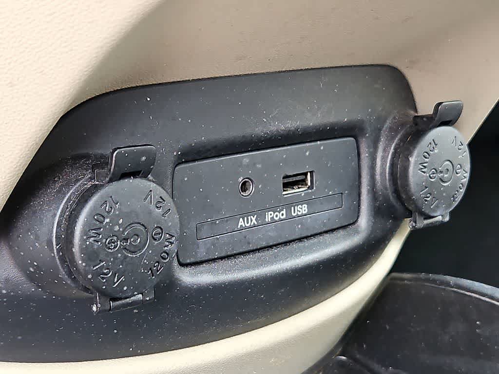 Used 2010 Kia Soul ! FWD image 25