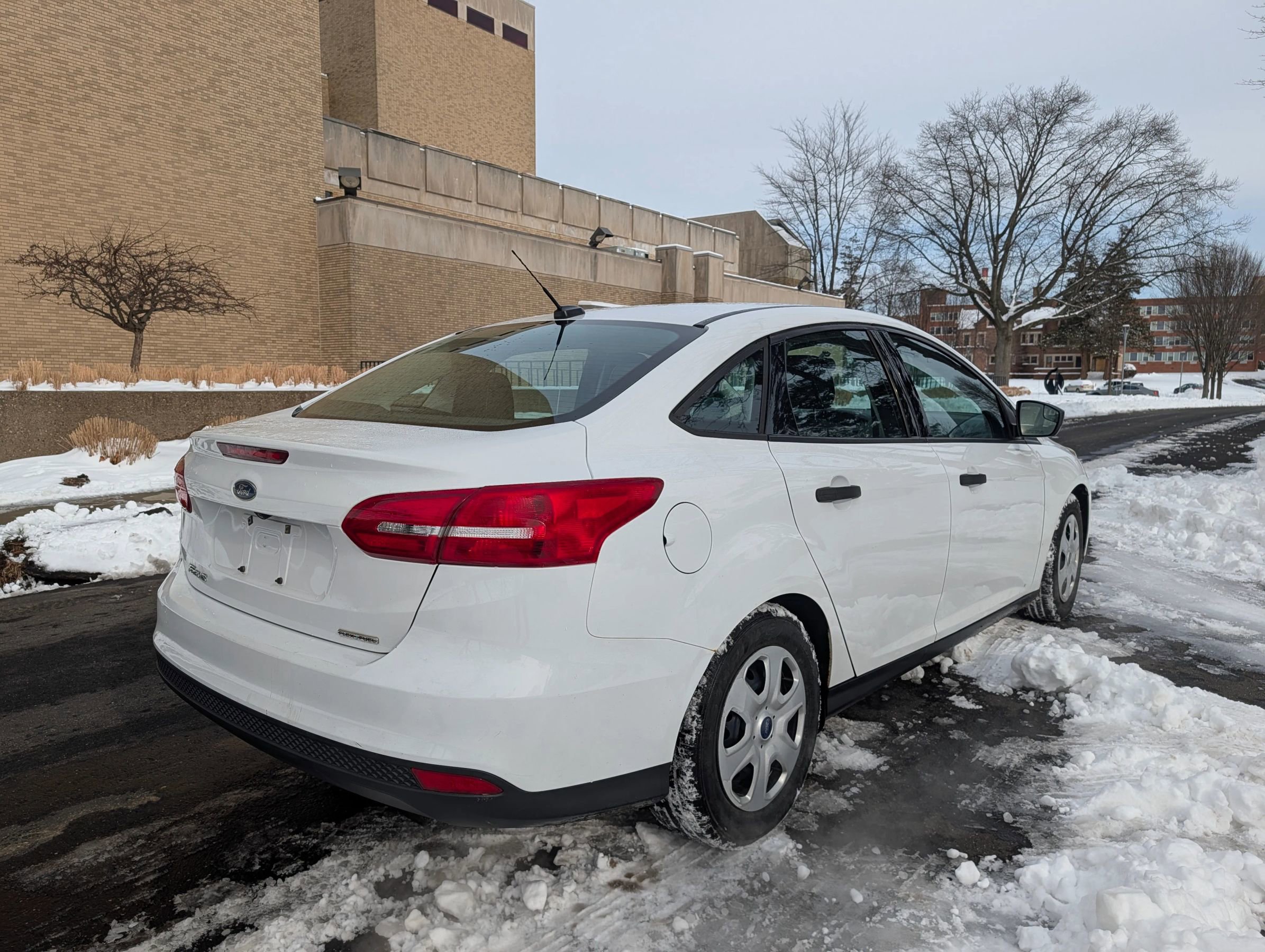 Used 2016 Ford Focus S image 5