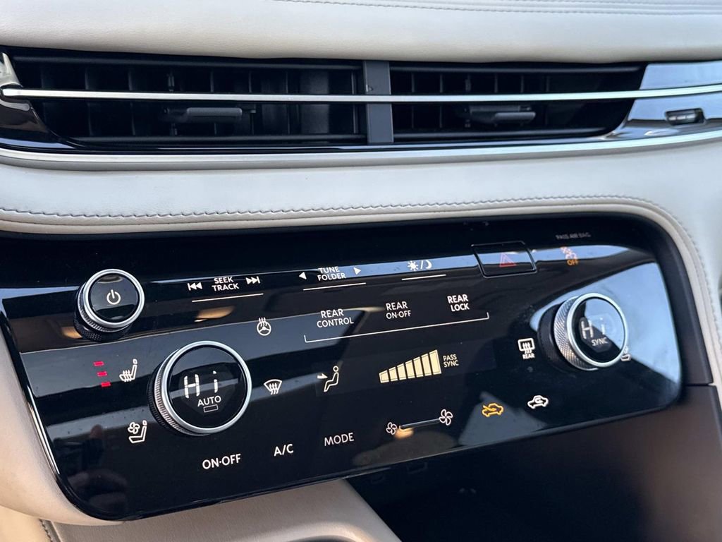 Certified 2022 INFINITI QX60 Luxe w/ Vision Package image 5