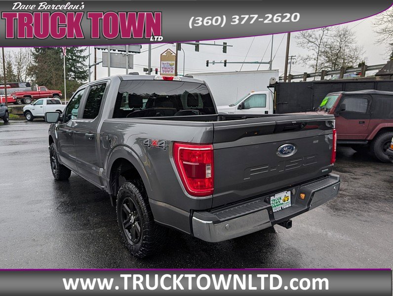 Used 2023 Ford F150 XLT w/ Trailer Tow Package image 10