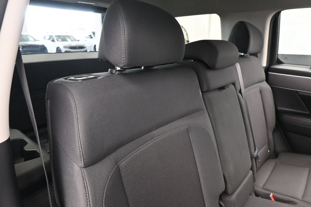 Used 2025 Hyundai Santa Fe SE FWD image 37