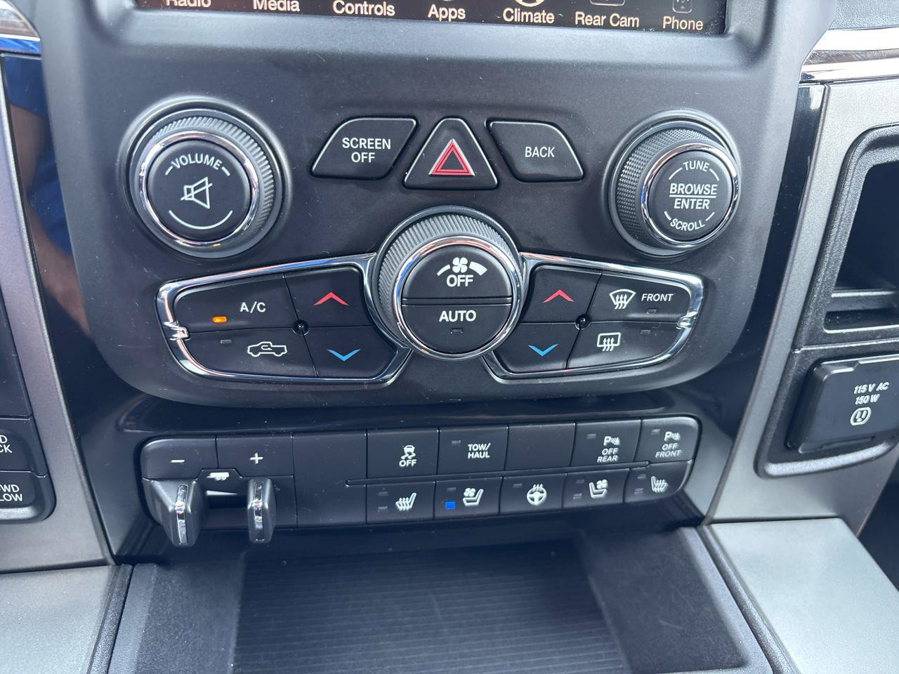 Used 2016 RAM 1500 Sport AWD/4WD image 26