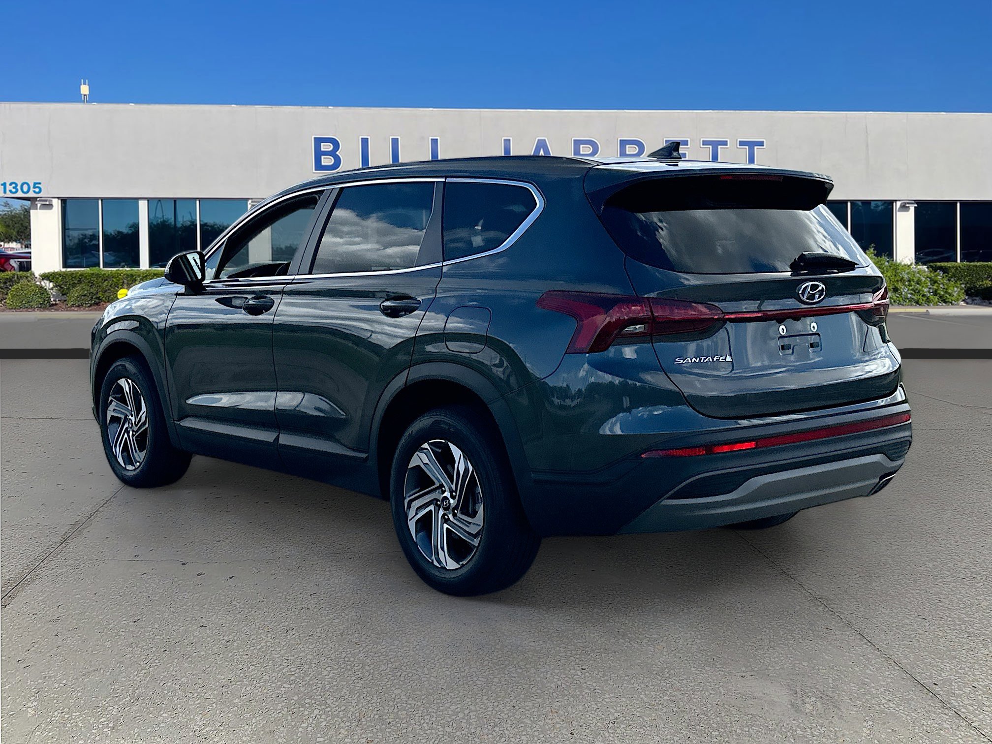 Used 2023 Hyundai Santa Fe SE image 5
