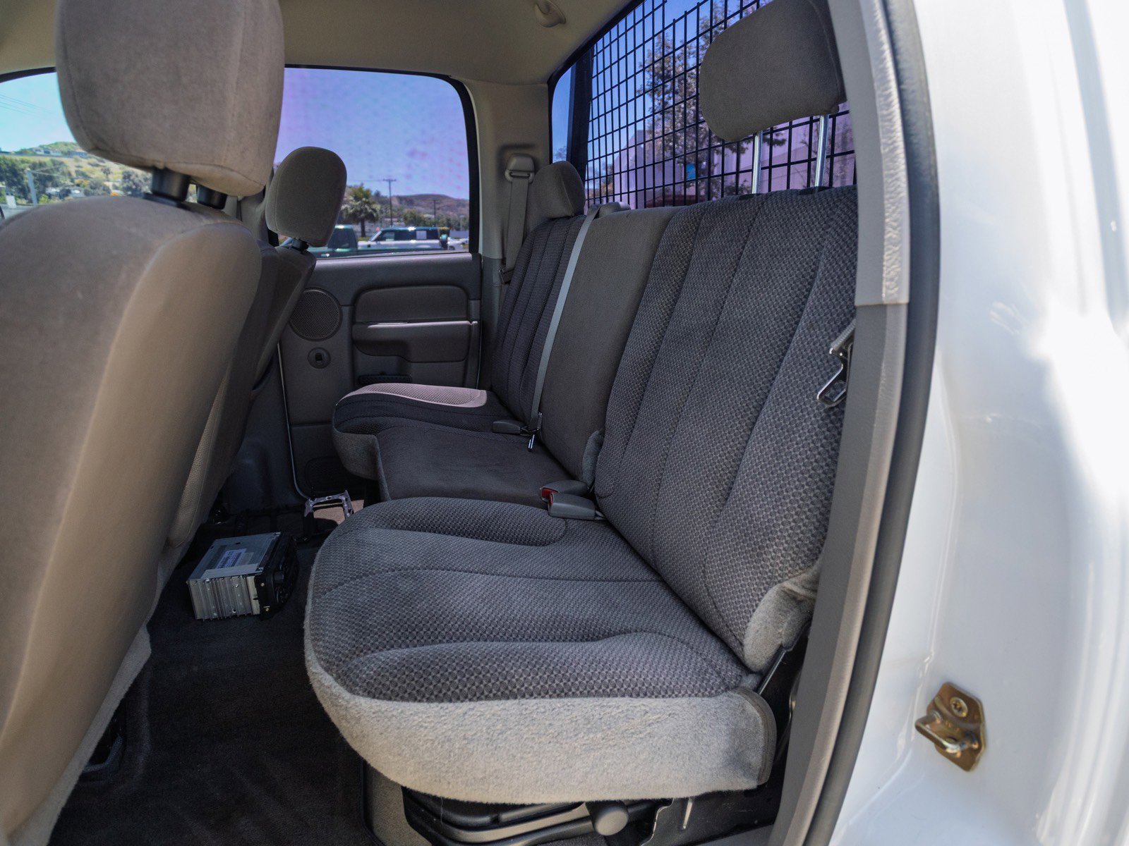 Used 2004 Dodge Ram 2500 Truck SLT w/ Trailer Tow Group RWD image 14