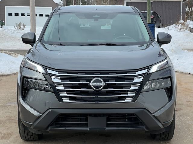 Used 2024 Nissan Rogue SV image 39