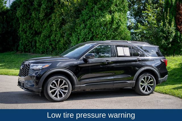 Used 2026 Ford Explorer ST-Line AWD/4WD image 8