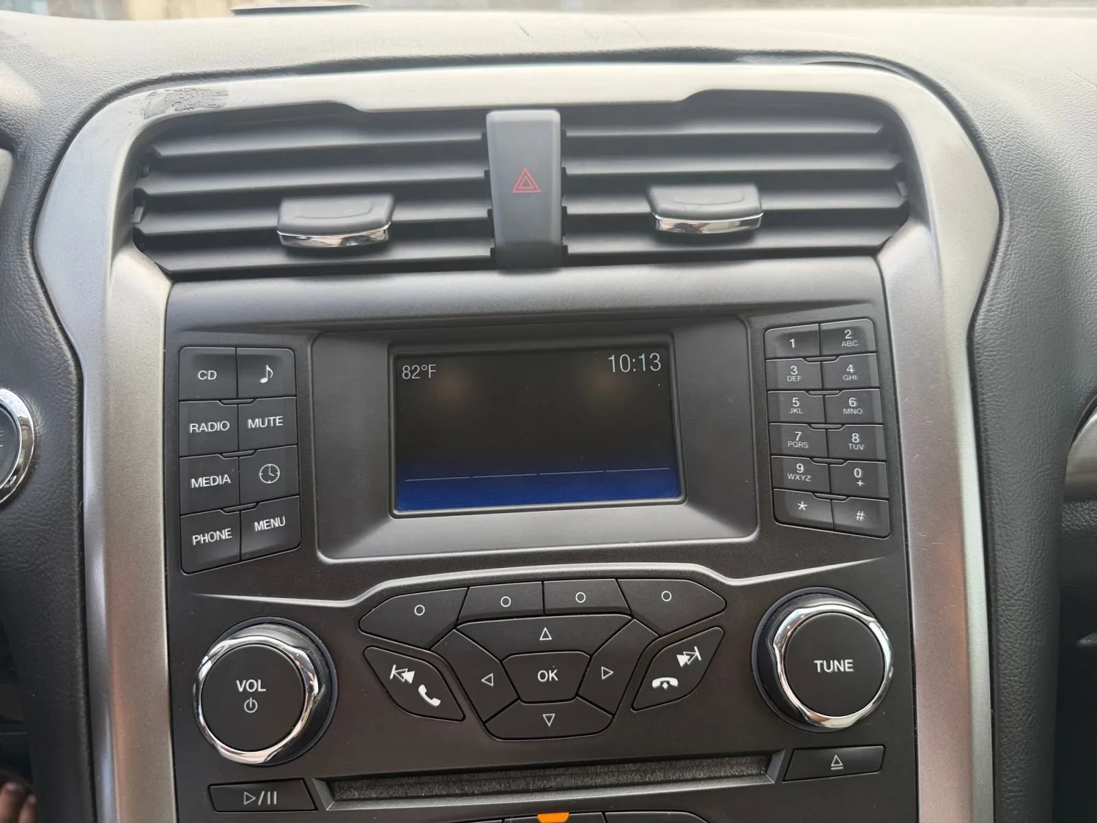 Used 2017 Ford Fusion S FWD image 22