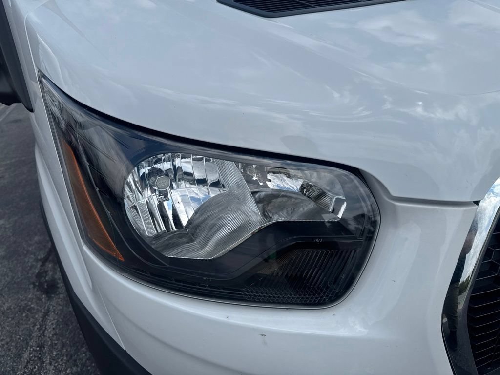 Certified 2025 Ford Transit 350 Low Roof AWD image 43