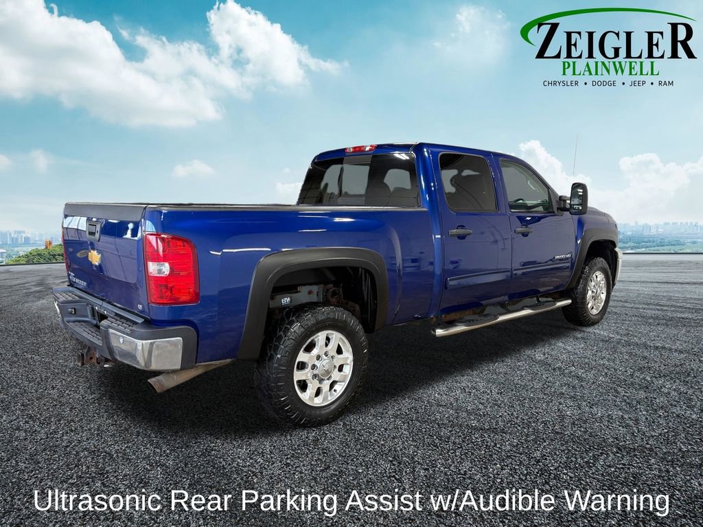Used 2014 Chevrolet Silverado 2500 LT w/ Interior Plus Package image 9