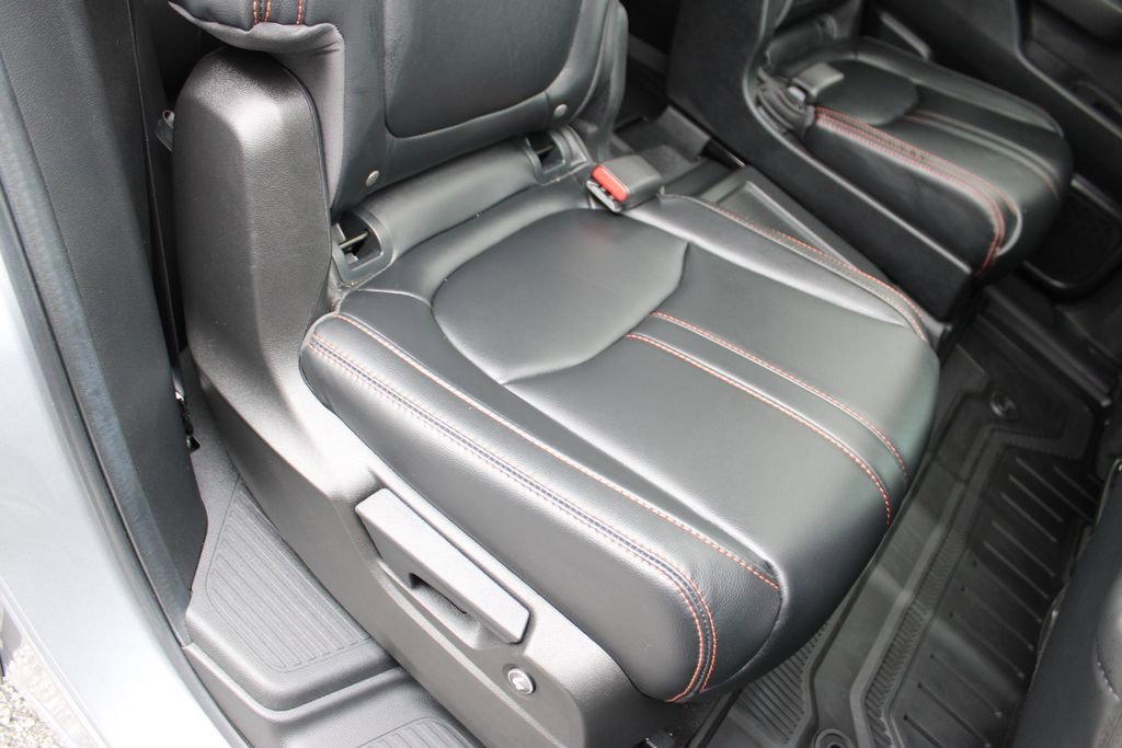 Used 2025 Honda Pilot TrailSport image 27