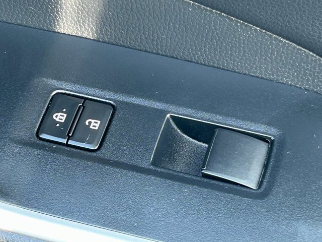 Used 2021 Toyota RAV4 TRD Off-Road image 37