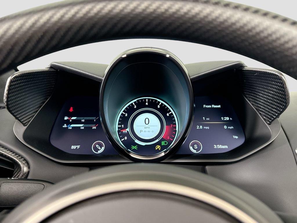 Used 2023 Aston Martin V12 Vantage Roadster RWD image 11