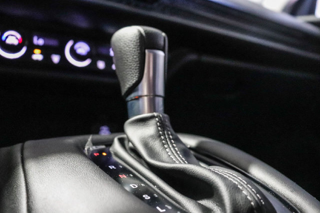 Certified 2025 Honda HR-V LX image 22