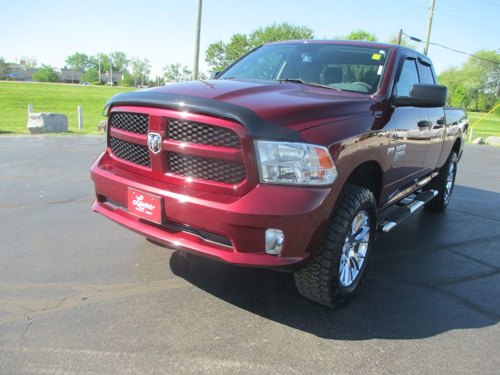 Used 2019 RAM 1500 Express w/ Express Value Package AWD/4WD image 10