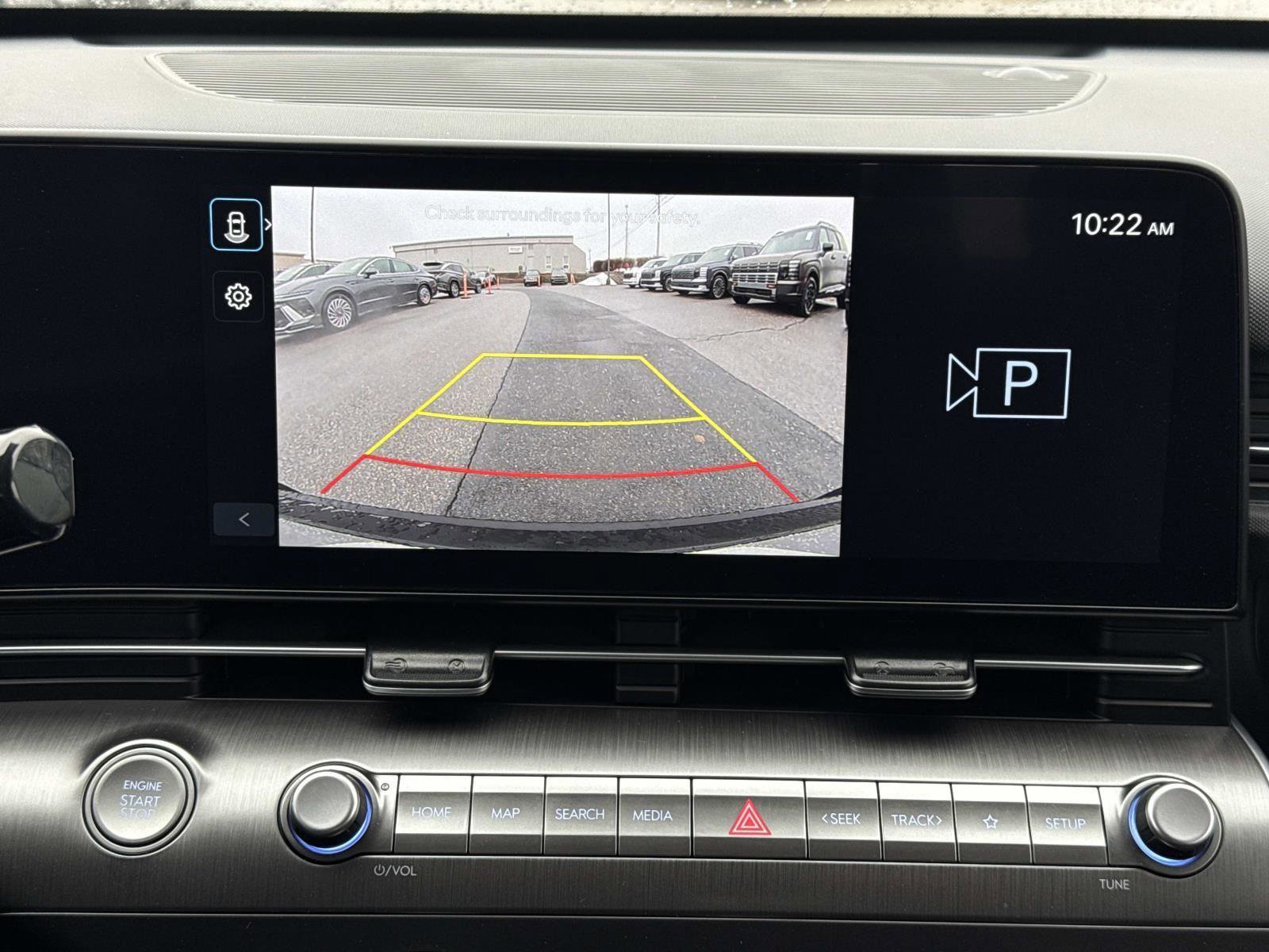 Certified 2024 Hyundai Kona SE image 5