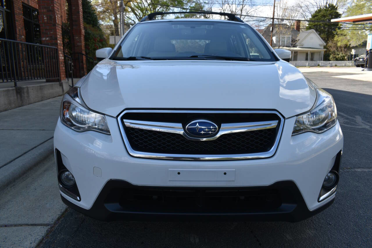 Used 2017 Subaru Crosstrek 2.0i Premium w/ 17" Wheel Sport Package image 5