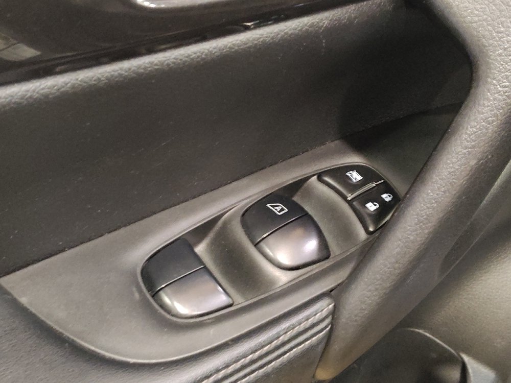 Used 2019 Nissan Rogue SV w/ Premium Package AWD/4WD image 27