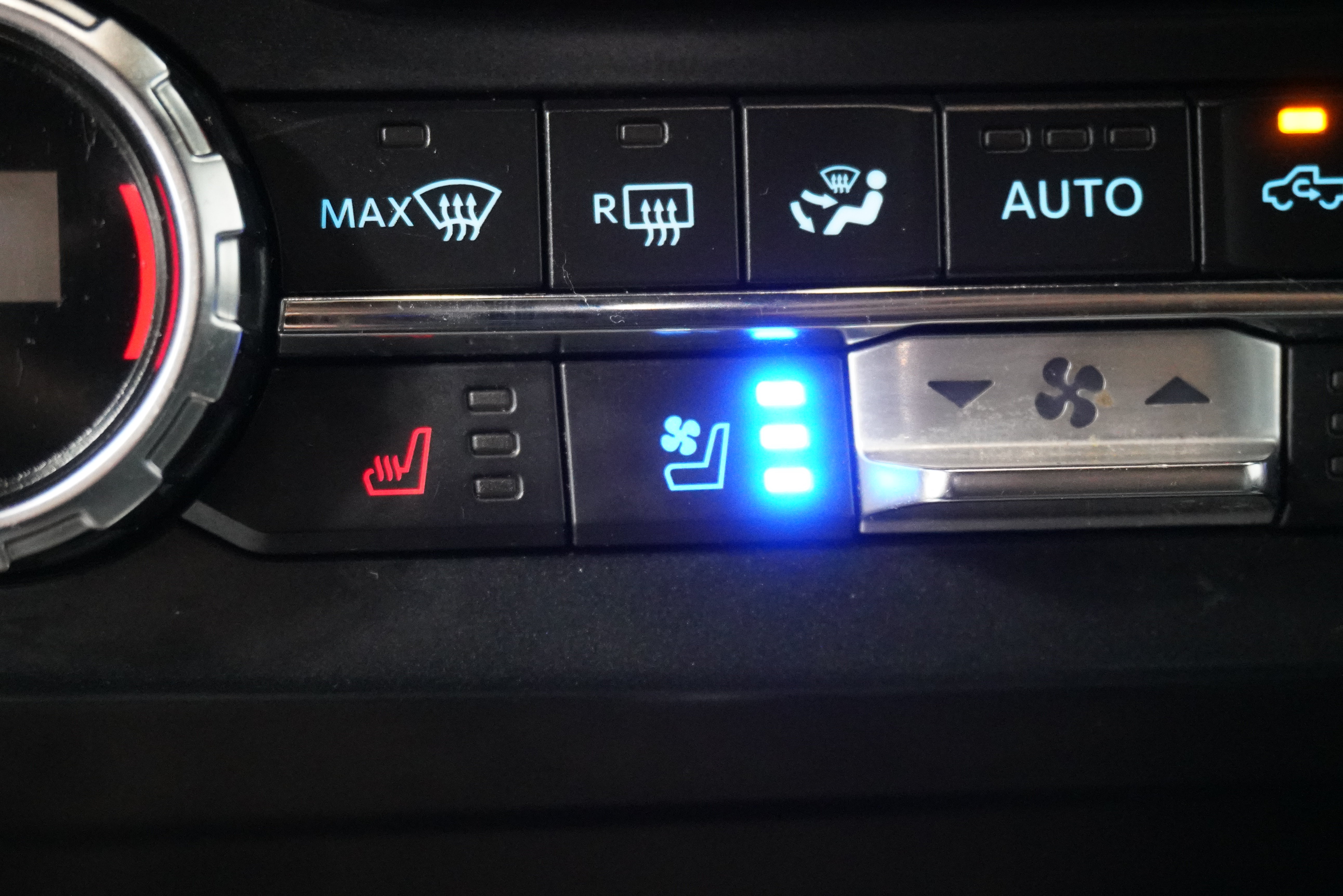 Used 2022 Ford F250 Lariat w/ Chrome Package AWD/4WD image 22