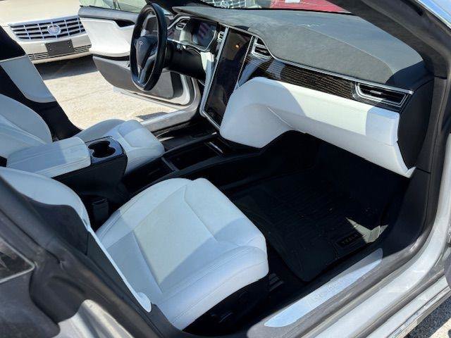 Used 2017 Tesla Model S P100D image 4
