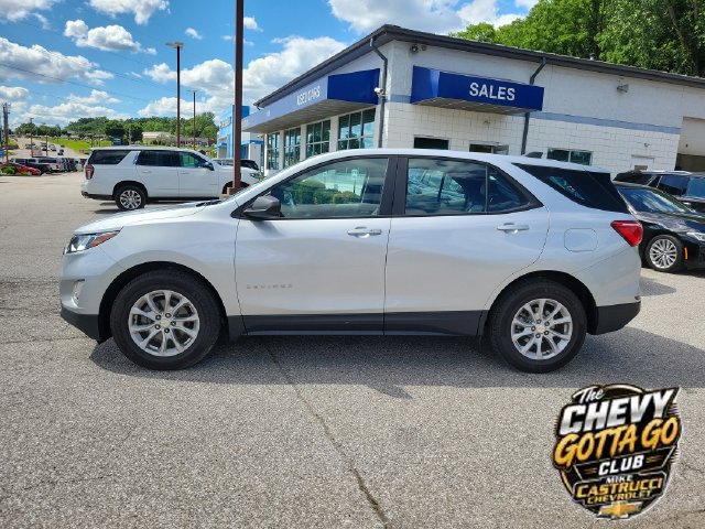 Used 2021 Chevrolet Equinox LS FWD image 2