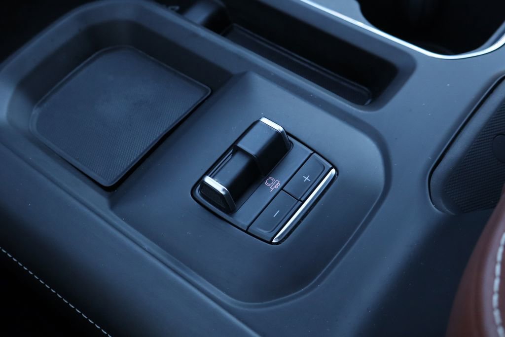 Used 2024 GMC Sierra 2500 Denali Ultimate image 19