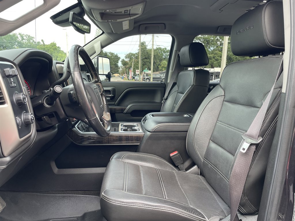 Used 2015 GMC Sierra 3500 Denali w/ Duramax Plus Package image 22