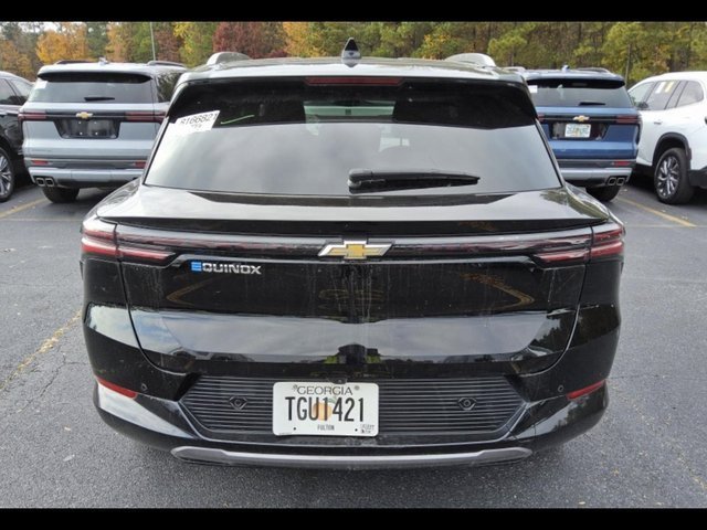 Used 2025 Chevrolet Equinox EV LT image 3