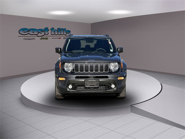 Certified 2022 Jeep Renegade Latitude w/ Convenience Group image 7