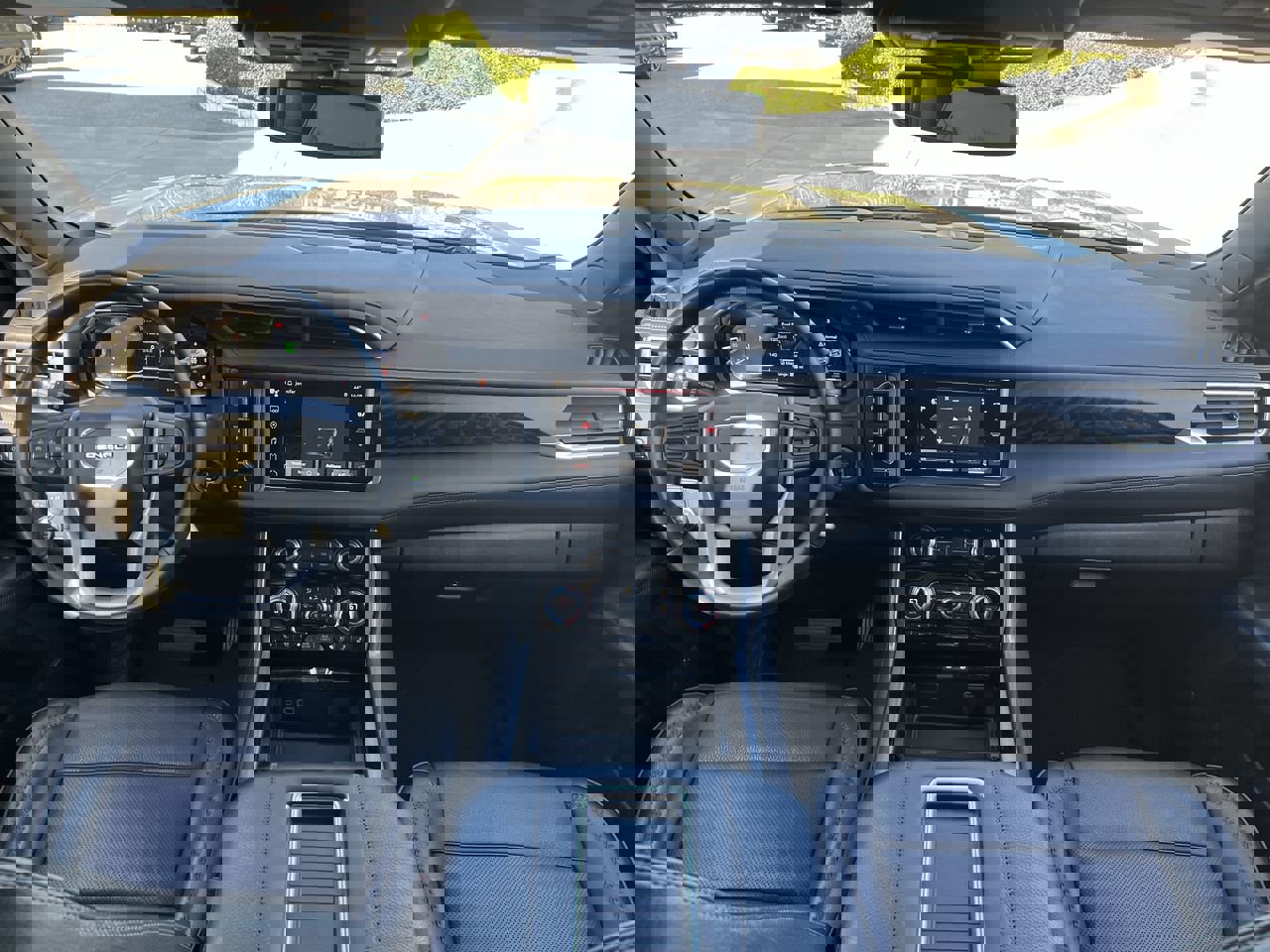 Used 2023 GMC Yukon Denali image 29