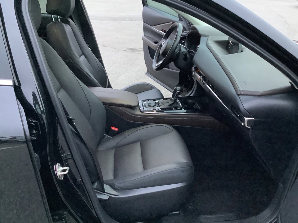 Used 2022 MAZDA CX-30 AWD 2.5 S w/ Premium Package image 32