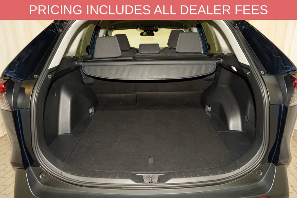 Used 2025 Toyota RAV4 XLE w/ Weather Package FWD image 5