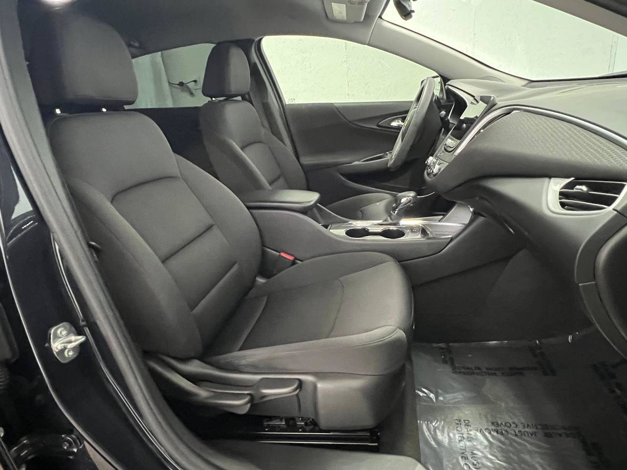 Used 2022 Chevrolet Malibu LS FWD image 14