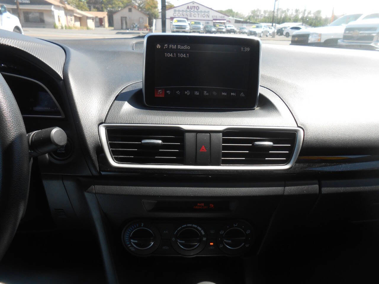 Used 2016 MAZDA MAZDA3 i Sport w/ Preferred Equipment Package image 13