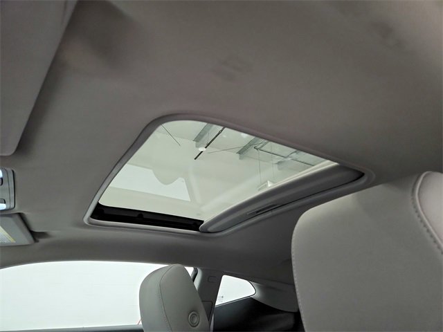 Used 2024 Chevrolet Camaro LT image 18