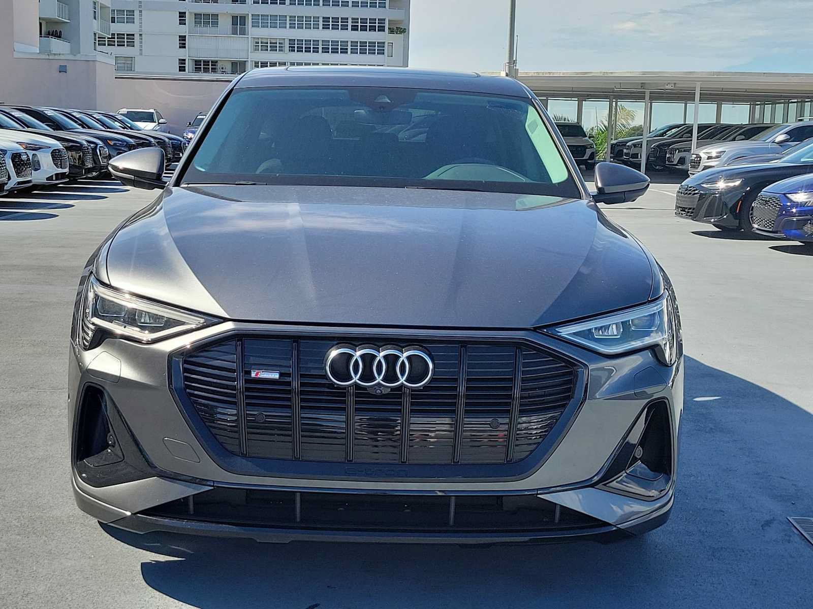 Used 2021 Audi e-tron Premium Plus w/ Premium Plus Package AWD/4WD image 6