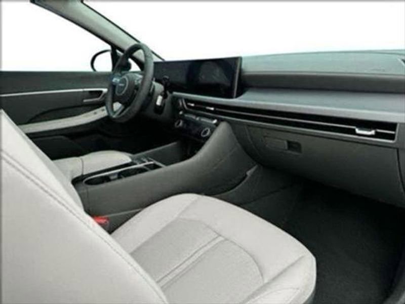 New 2025 Hyundai Sonata SEL image 14
