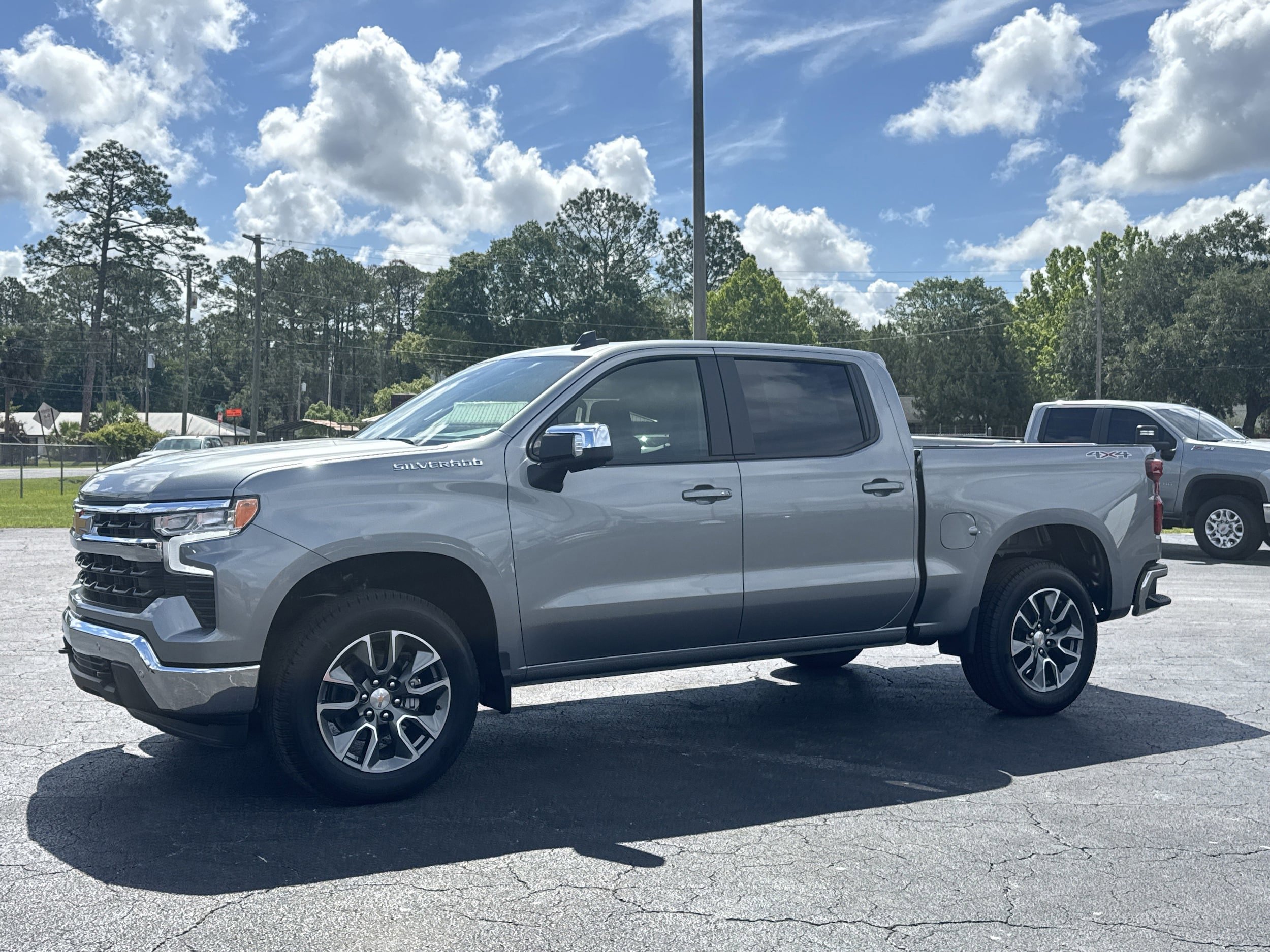 New 2026 Chevrolet Silverado 1500 LT w/ Safety Package AWD/4WD image 4