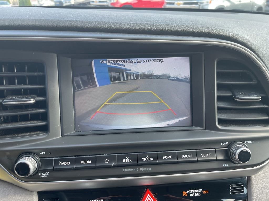 Used 2020 Hyundai Elantra SEL image 11