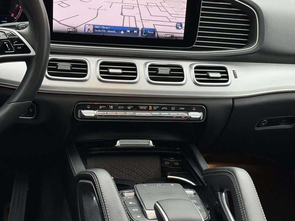 Used 2024 Mercedes-Benz GLE 350 4MATIC image 18