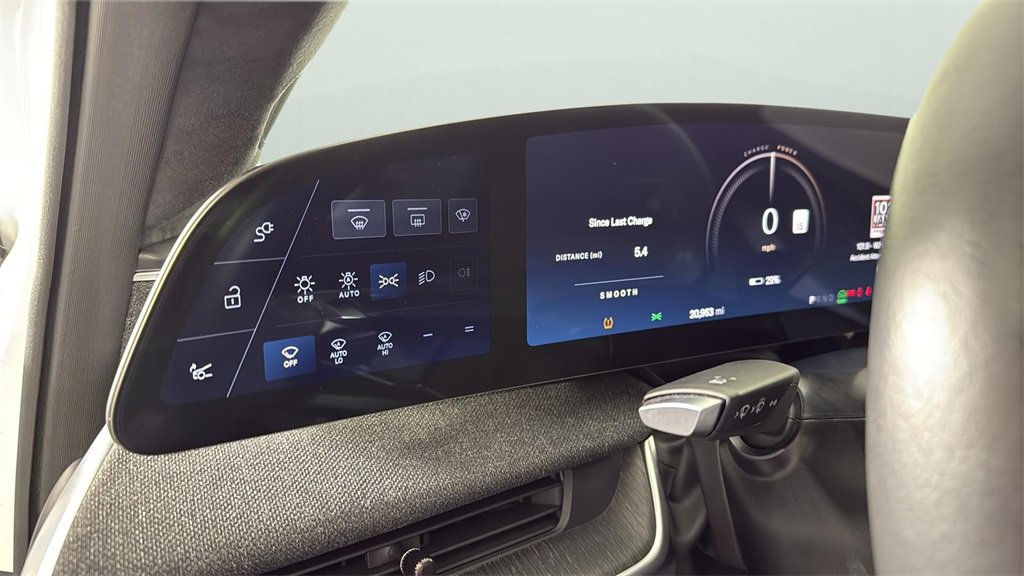 Used 2024 Lucid Air Pure image 19